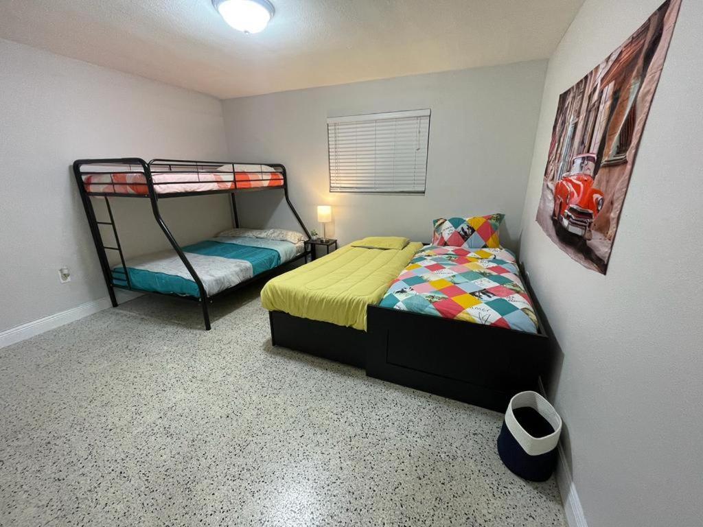 Sleeps 8, Havana Nights In Miami Lejlighed Eksteriør billede